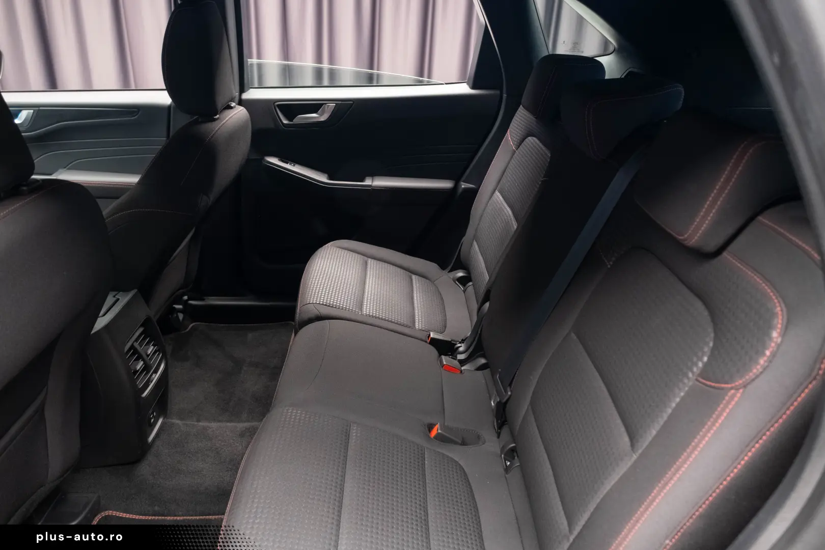 Ford Kuga 2.5 Duratec FHEV ST-LINE