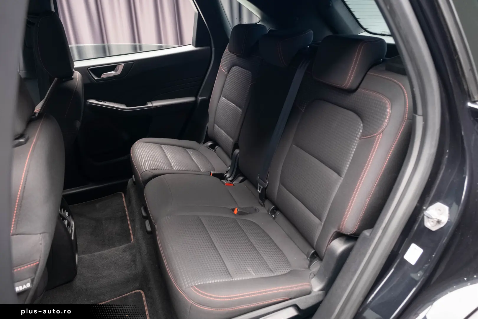 Ford Kuga 2.5 Duratec FHEV ST-LINE