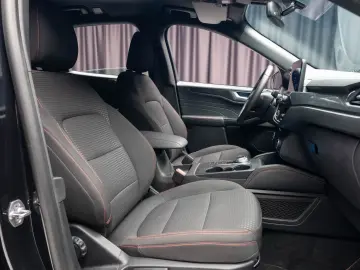 Ford Kuga 2.5 Duratec FHEV ST-LINE