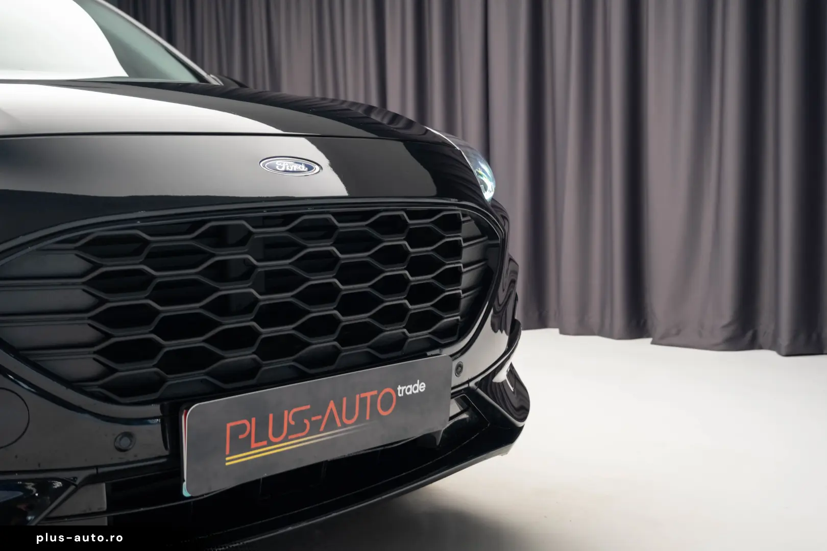 Ford Kuga 2.5 Duratec FHEV ST-LINE