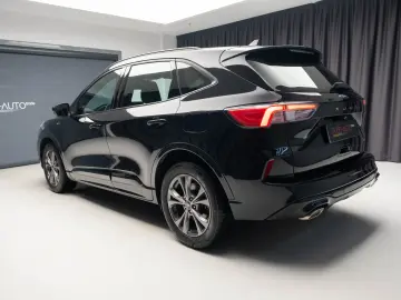 Ford Kuga 2.5 Duratec FHEV ST-LINE