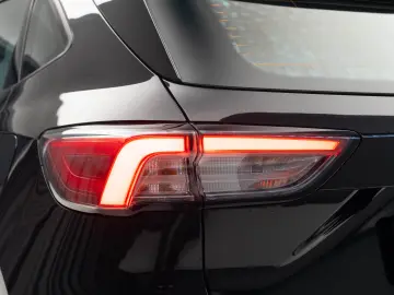 Ford Kuga 2.5 Duratec FHEV ST-LINE