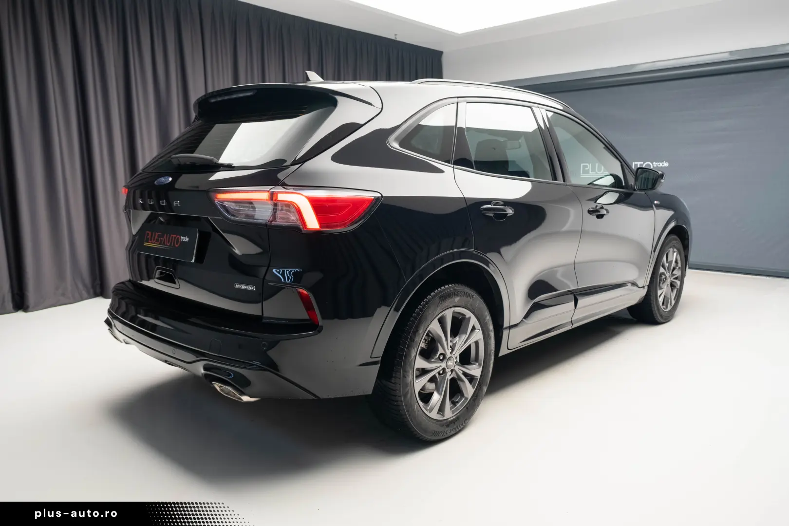 Ford Kuga 2.5 Duratec FHEV ST-LINE