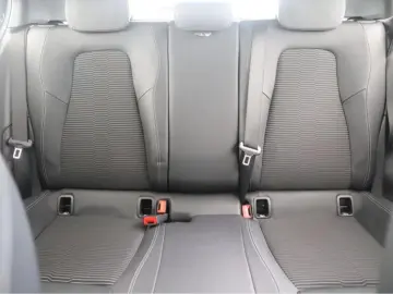 Mercedes-Benz A 250 4M Progressive