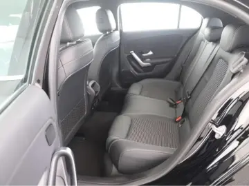 Mercedes-Benz A 250 4M Progressive