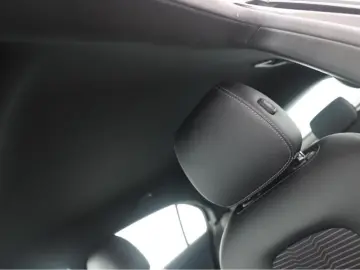 Mercedes-Benz A 250 4M Progressive