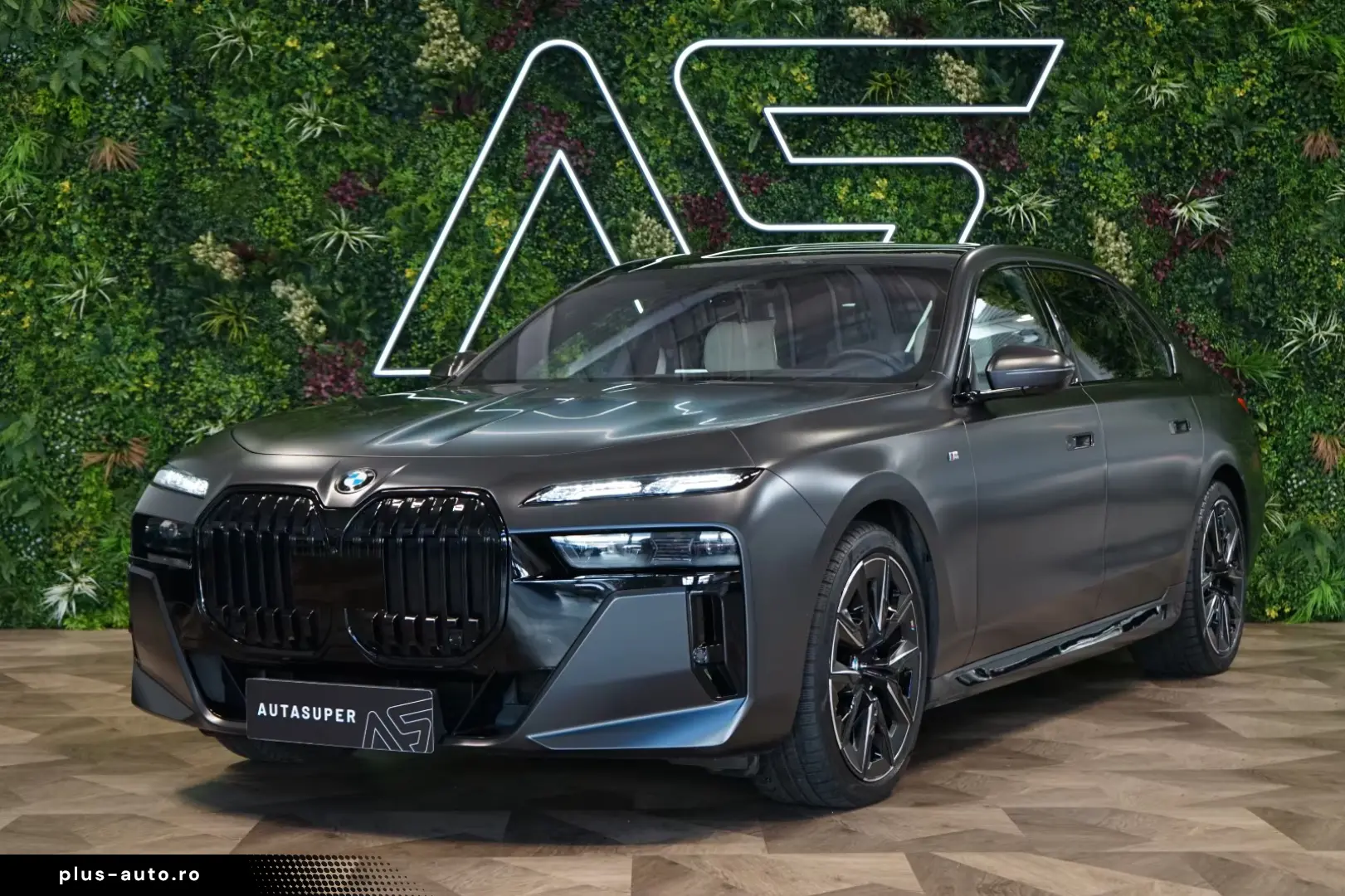 BMW 740 dxDRIVE B&W INDIVIDUAL TOW