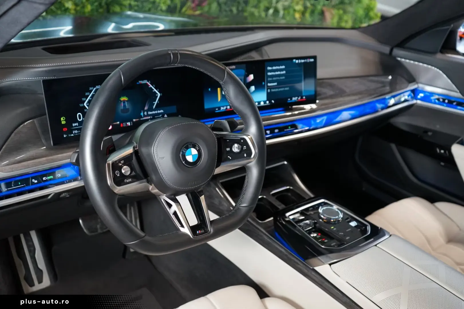 BMW 740 dxDRIVE B&W INDIVIDUAL TOW