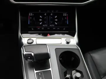 AUDI A6 Limousine 50 TDI quattro   Standh  Pano  AHK