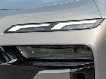 BMW 740 d xDrive M SPORT.MASSAGE.SKY