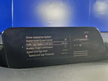 MAZDA 3 SEDAN E-SKYACTIVE G PLUS HYBRID 6AT