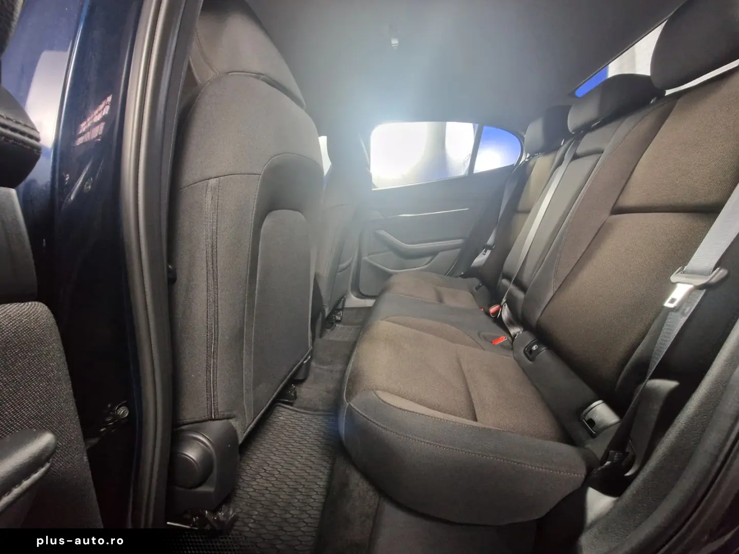 MAZDA 3 SEDAN E-SKYACTIVE G PLUS HYBRID 6AT