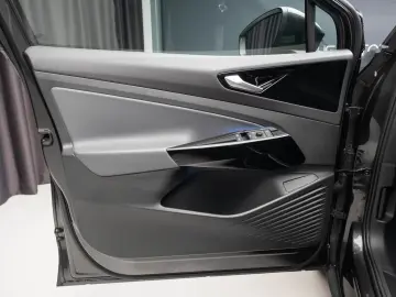 Volkswagen ID 4 Pure Performance  125 KW 170 CP