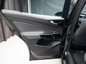 Volkswagen ID 4 Pure Performance  125 KW 170 CP