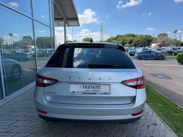 Skoda Superb 2.0 TDI DSG Style