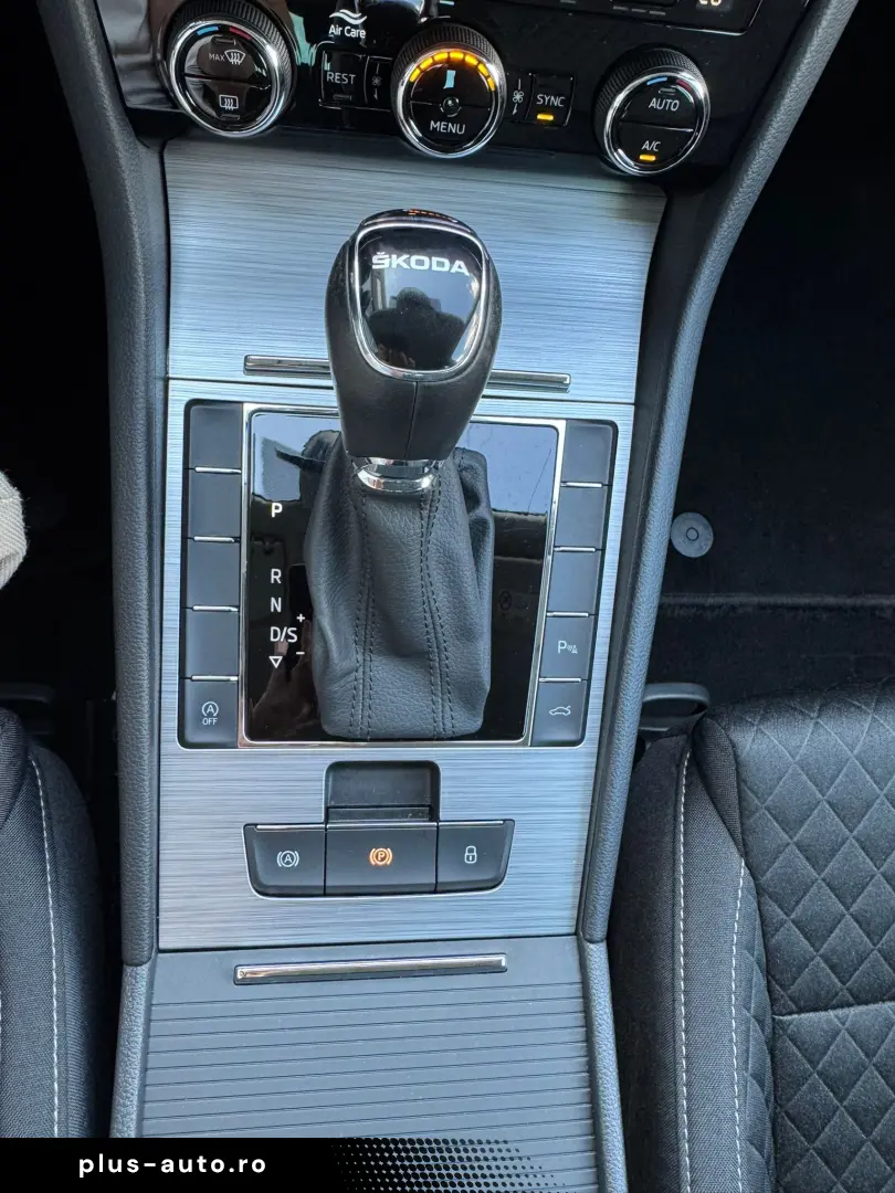 Skoda Superb 2.0 TDI DSG Style