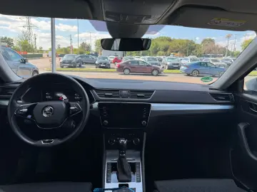 Skoda Superb 2.0 TDI DSG Style