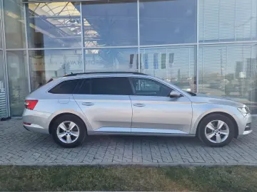 Skoda Superb 2.0 TDI DSG Style