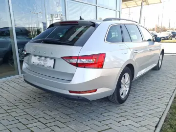 Skoda Superb 2.0 TDI DSG Style