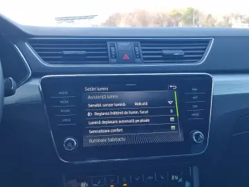 Skoda Superb 2.0 TDI DSG Style