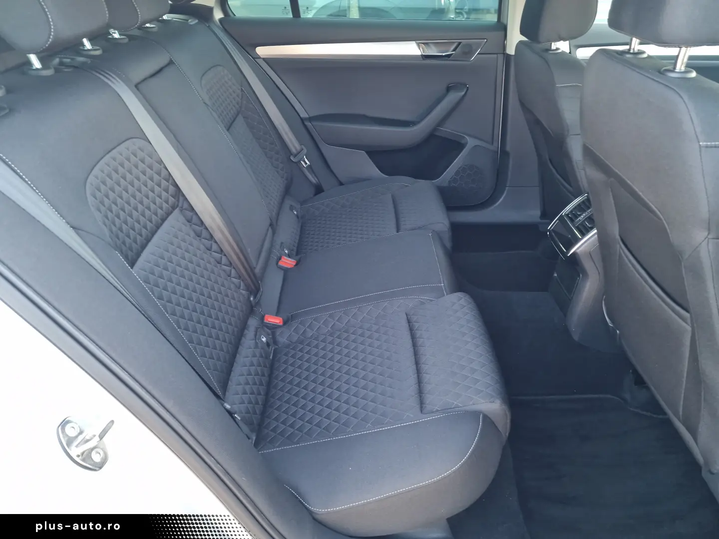 Skoda Superb 2.0 TDI DSG Style