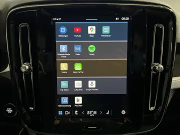 VOLVO XC40 B3 Plus Dark ACC BLIS 360  Pixel-LED Leder