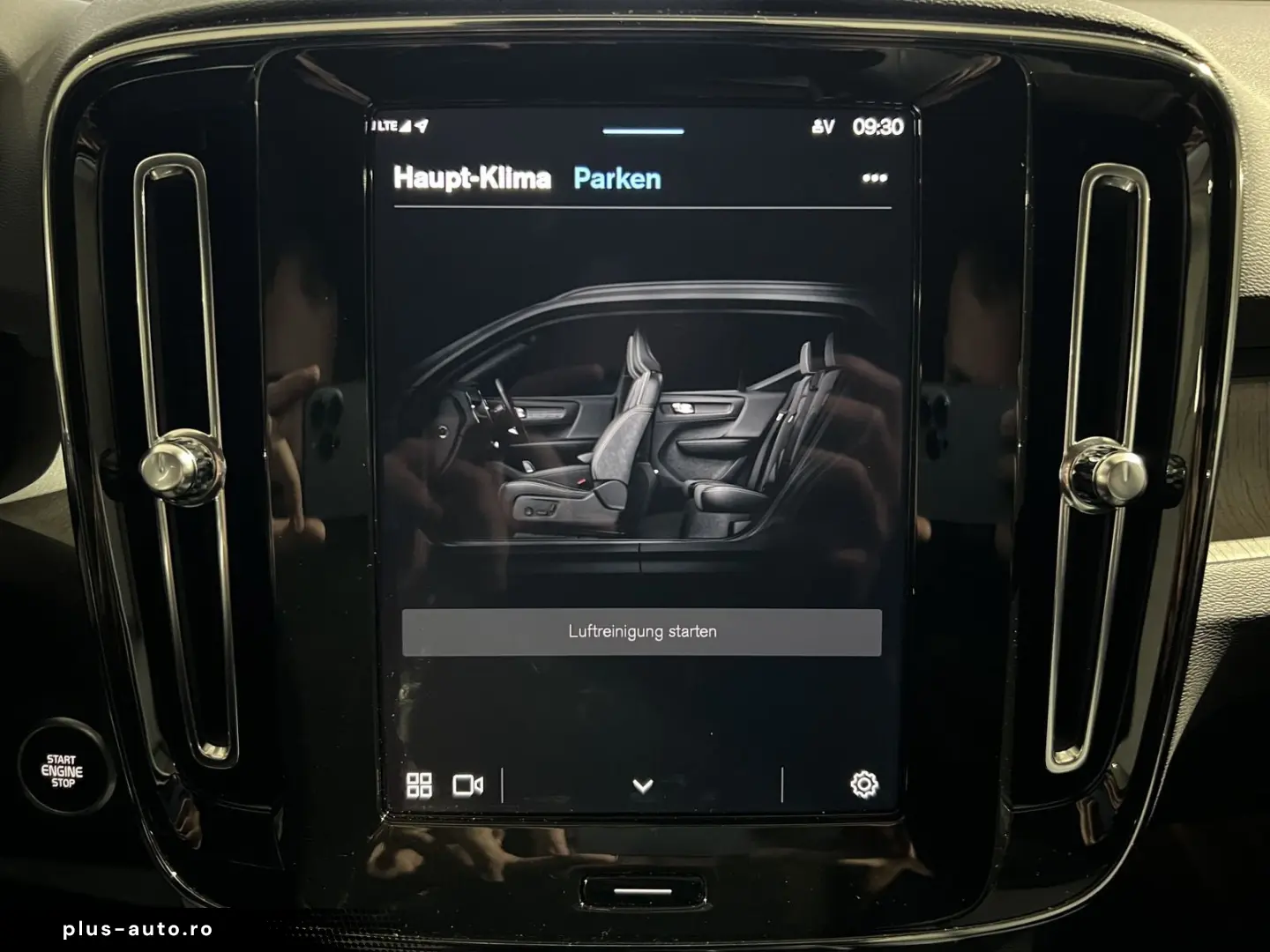 VOLVO XC40 B3 Plus Dark ACC BLIS 360  Pixel-LED Leder