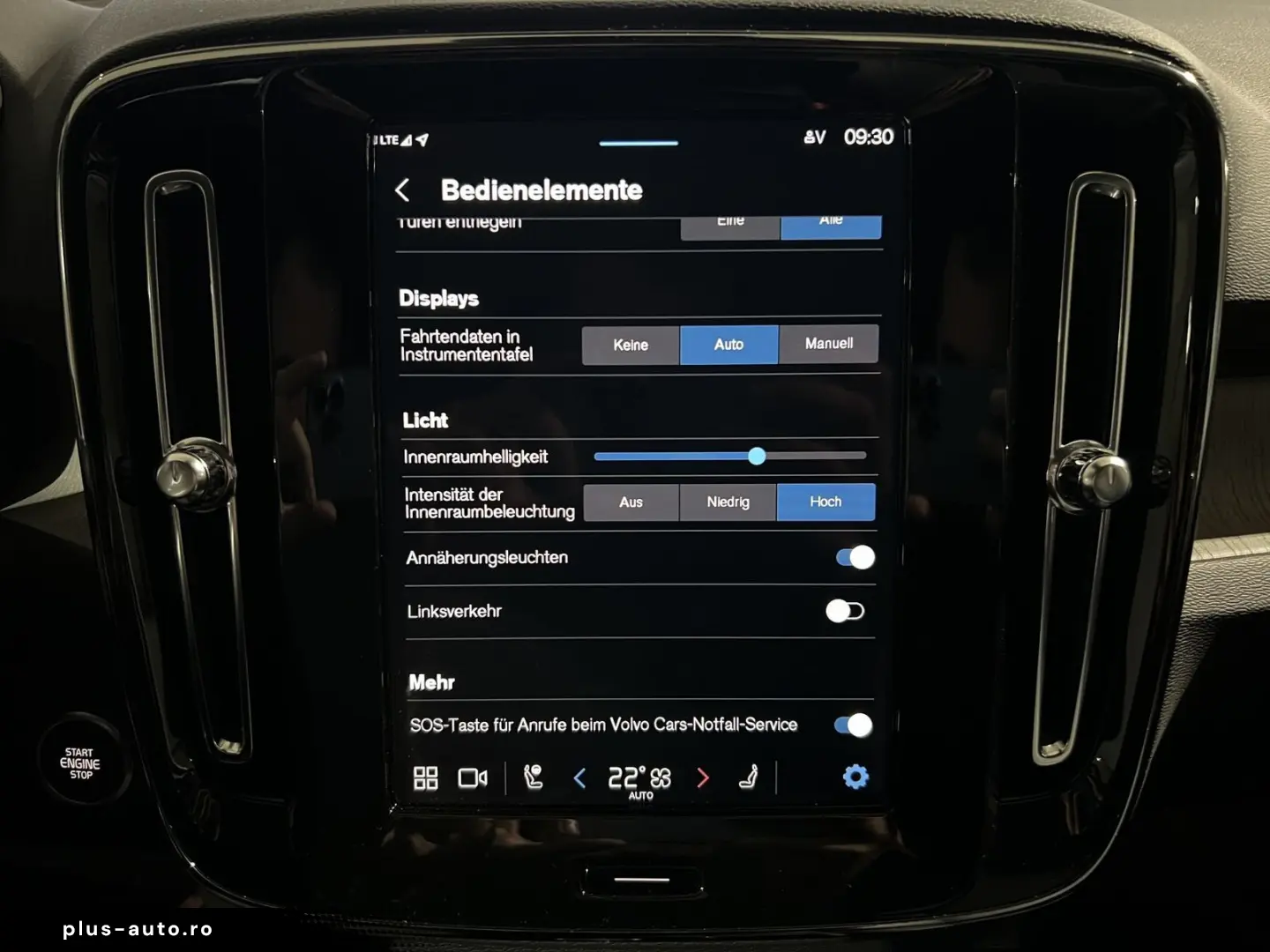 VOLVO XC40 B3 Plus Dark ACC BLIS 360  Pixel-LED Leder