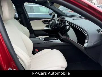 MERCEDES-BENZ E 220 d AMG PREMIUM  Superscreen MASSA&hellip;