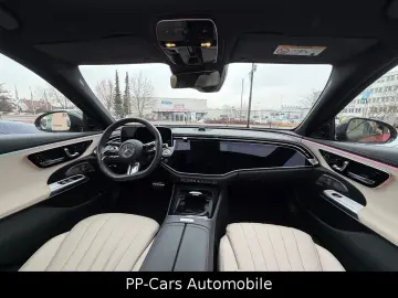 MERCEDES-BENZ E 220 d AMG PREMIUM  Superscreen MASSA&hellip;