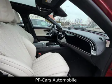 MERCEDES-BENZ E 220 d AMG PREMIUM  Superscreen MASSA&hellip;