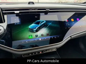 MERCEDES-BENZ E 220 d AMG PREMIUM  Superscreen MASSA&hellip;