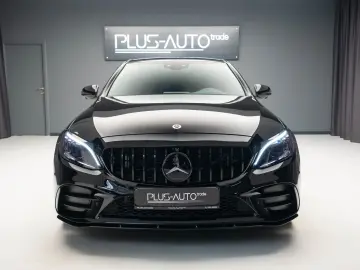 Mercedes Benz C 43 AMG R19 Burmester 360 Head Up Pano