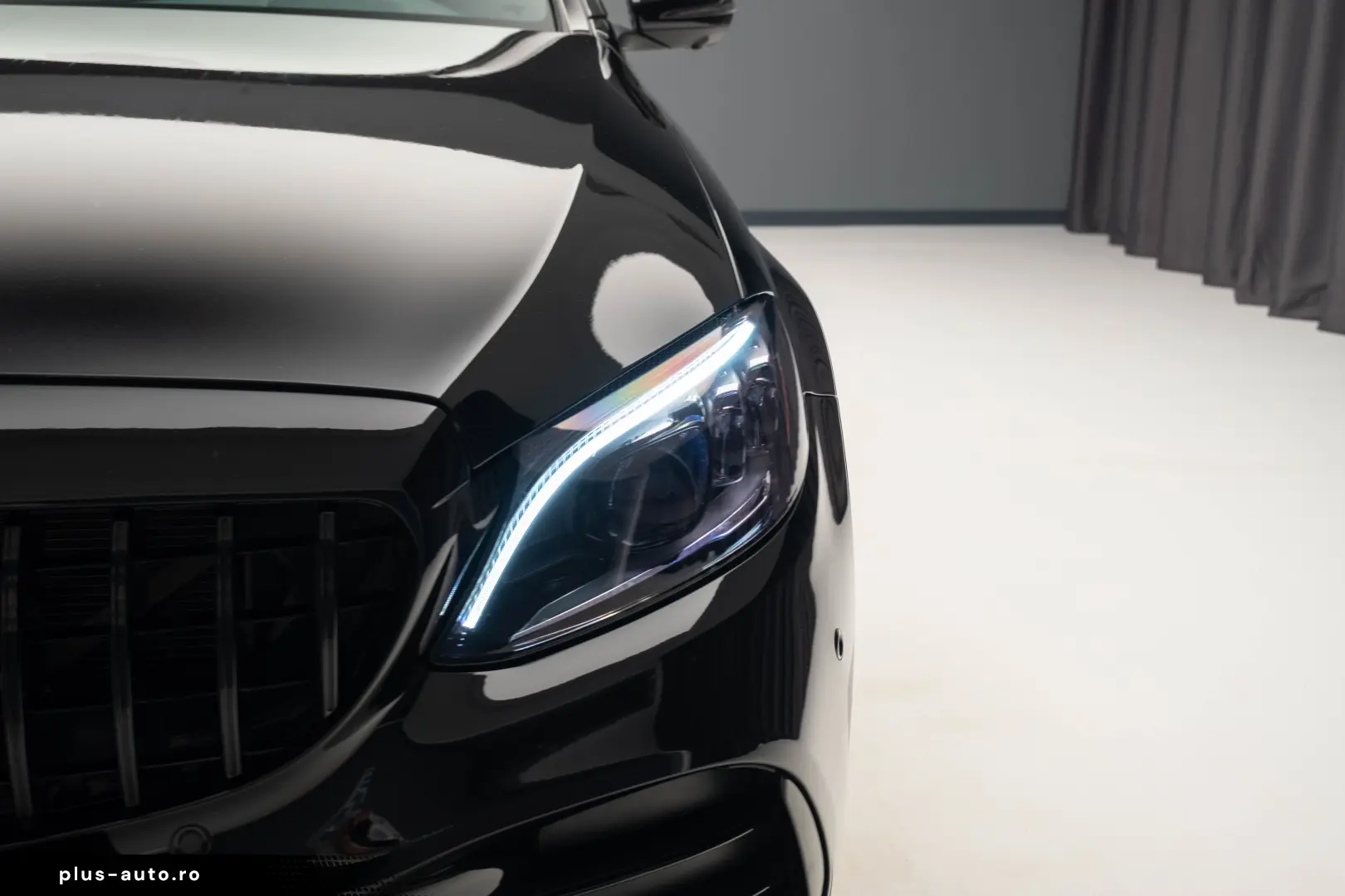 Mercedes Benz C 43 AMG R19 Burmester 360 Head Up Pano