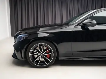 Mercedes Benz C 43 AMG R19 Burmester 360 Head Up Pano