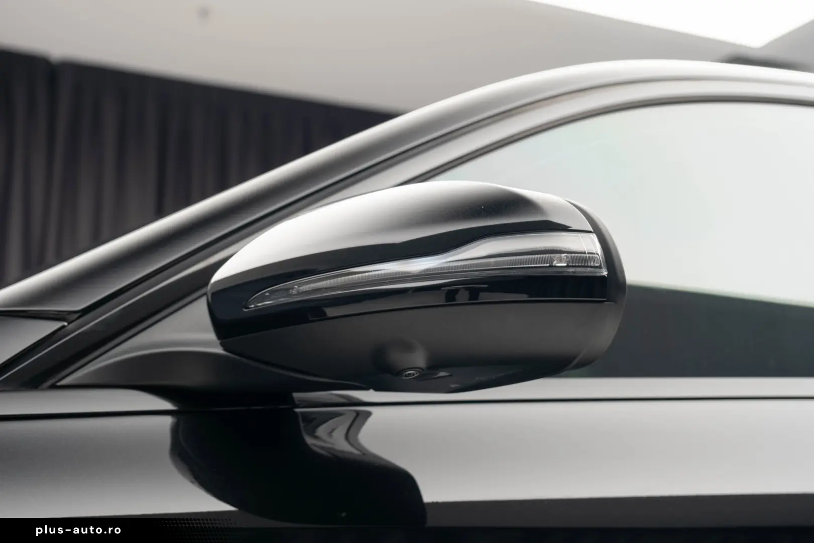 Mercedes Benz C 43 AMG R19 Burmester 360 Head Up Pano