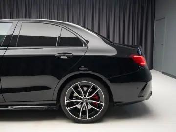 Mercedes Benz C 43 AMG R19 Burmester 360 Head Up Pano