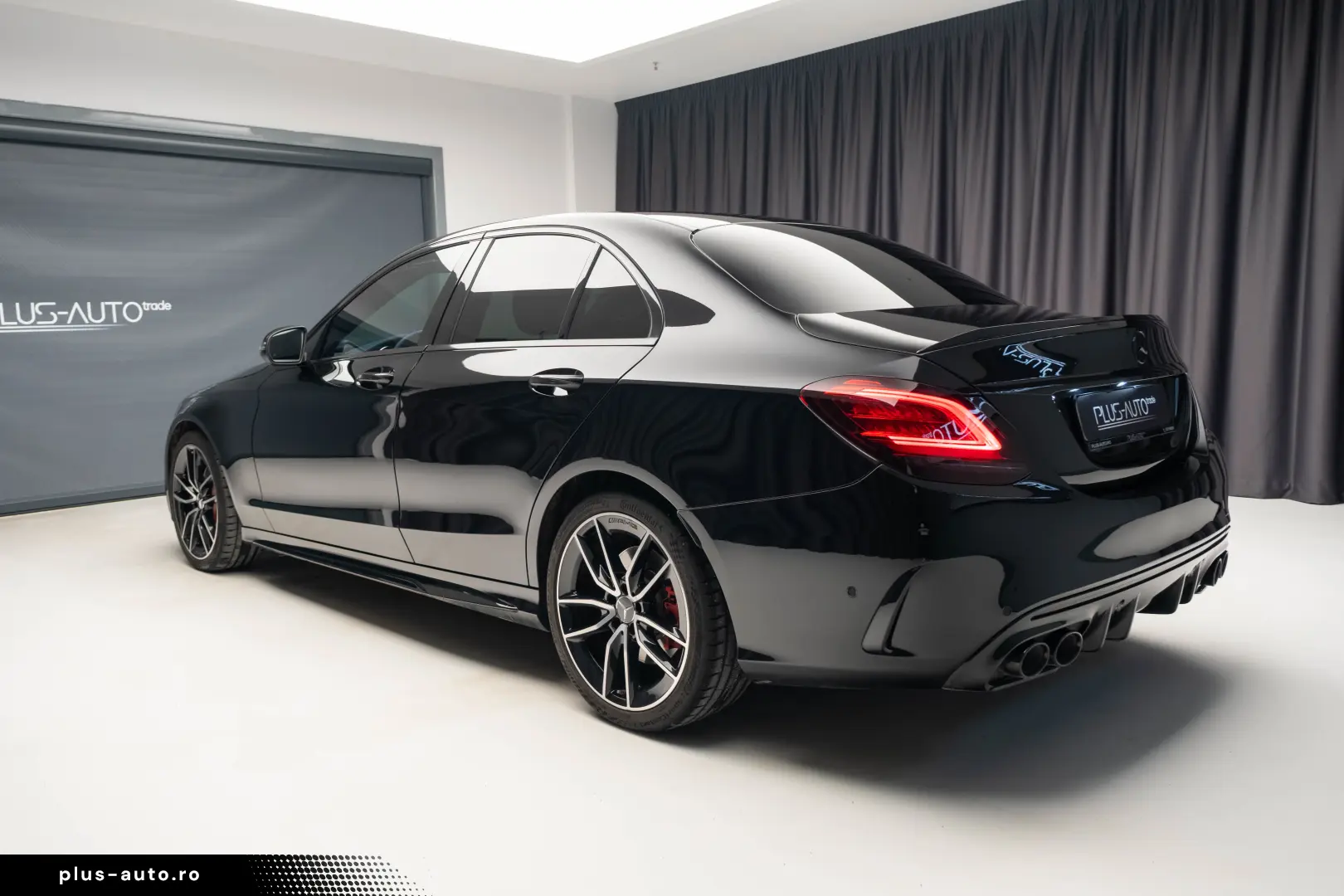 Mercedes Benz C 43 AMG R19 Burmester 360 Head Up Pano