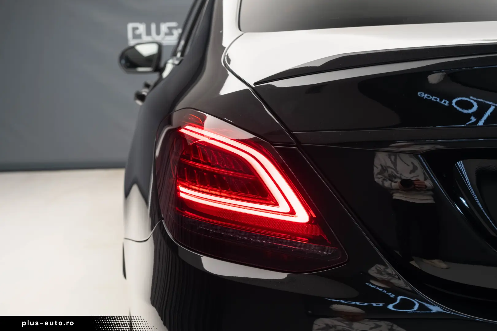 Mercedes Benz C 43 AMG R19 Burmester 360 Head Up Pano