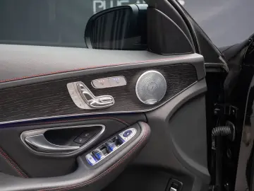 Mercedes Benz C 43 AMG R19 Burmester 360 Head Up Pano