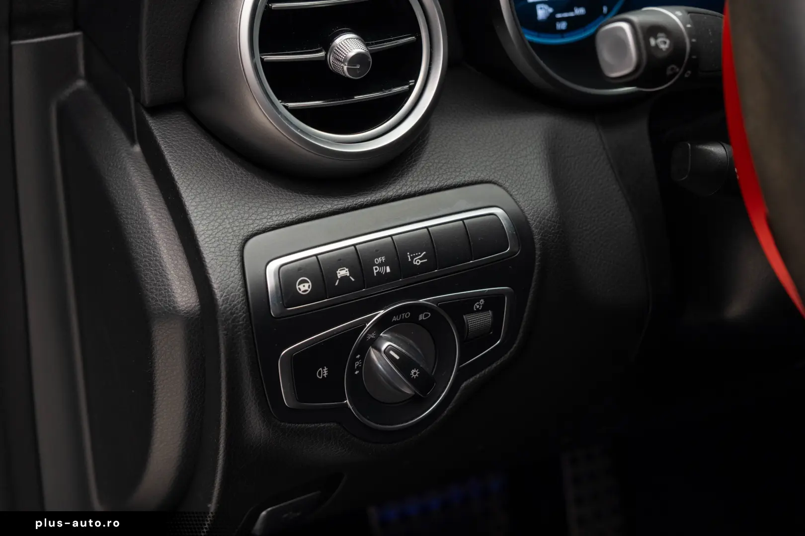 Mercedes Benz C 43 AMG R19 Burmester 360 Head Up Pano