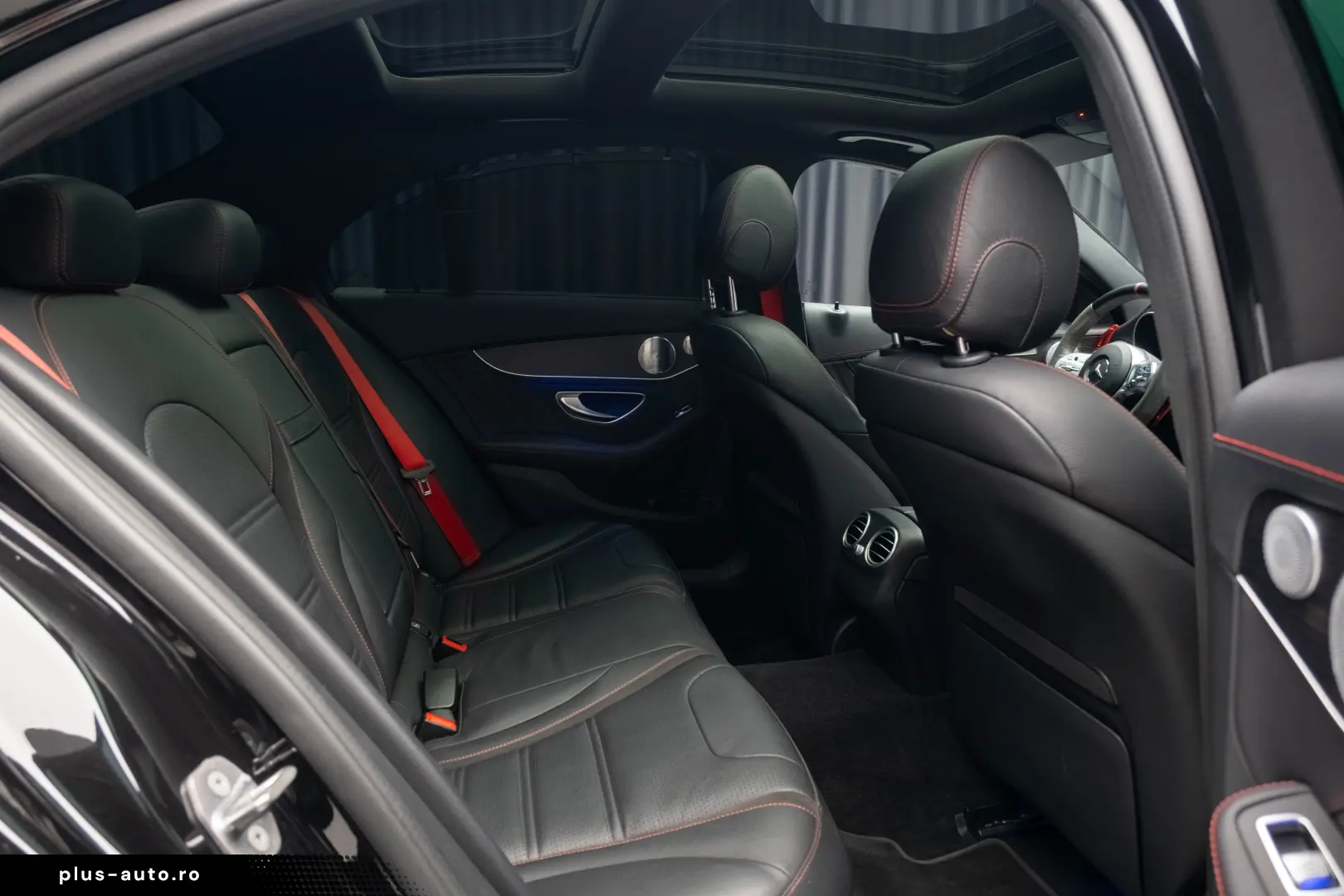 Mercedes Benz C 43 AMG R19 Burmester 360 Head Up Pano