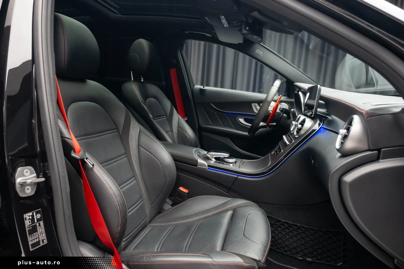 Mercedes Benz C 43 AMG R19 Burmester 360 Head Up Pano