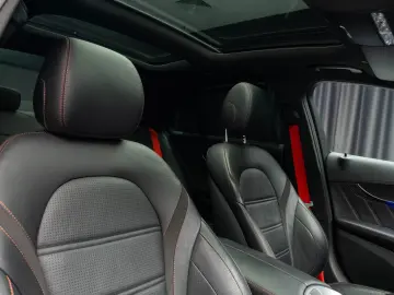 Mercedes Benz C 43 AMG R19 Burmester 360 Head Up Pano