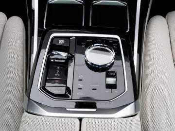 BMW 740d M SPORT.MASSAGE.DR.ASS.PRO.SKY.SOFTC.5 100