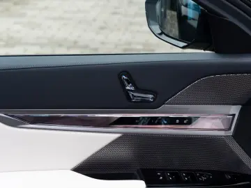 BMW 740d M SPORT.MASSAGE.DR.ASS.PRO.SKY.SOFTC.5 100