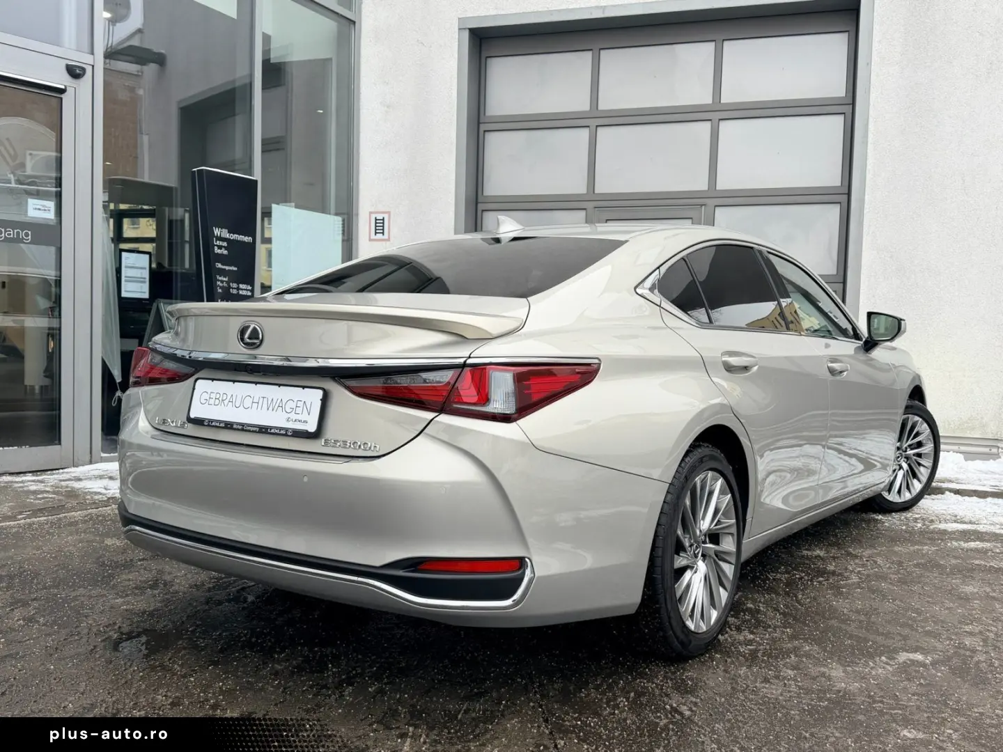 LEXUS ES 300h 2 5 HEV Luxury Line   Head-Up   360 Kame