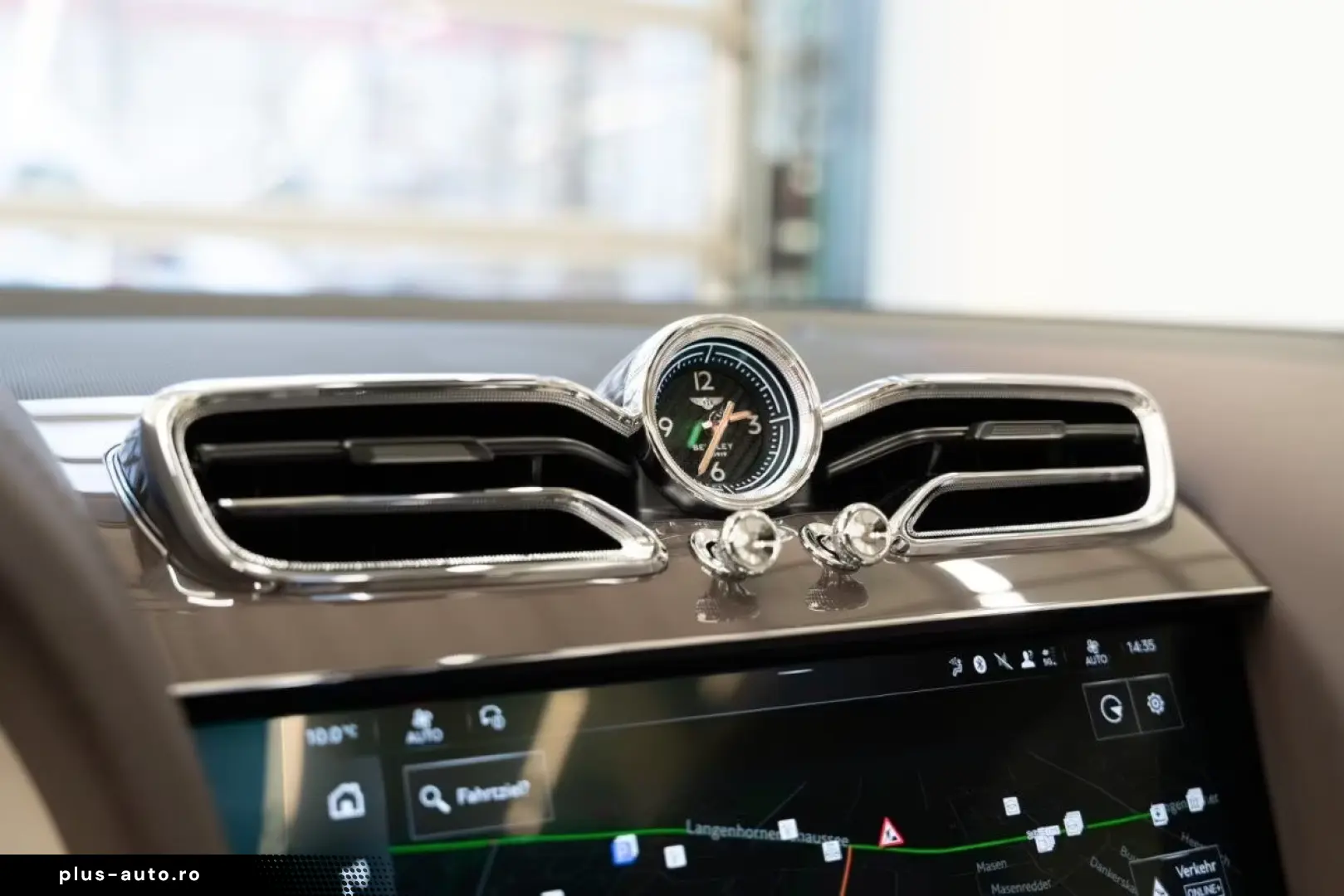 Bentley Bentayga V8 Atelier Edition