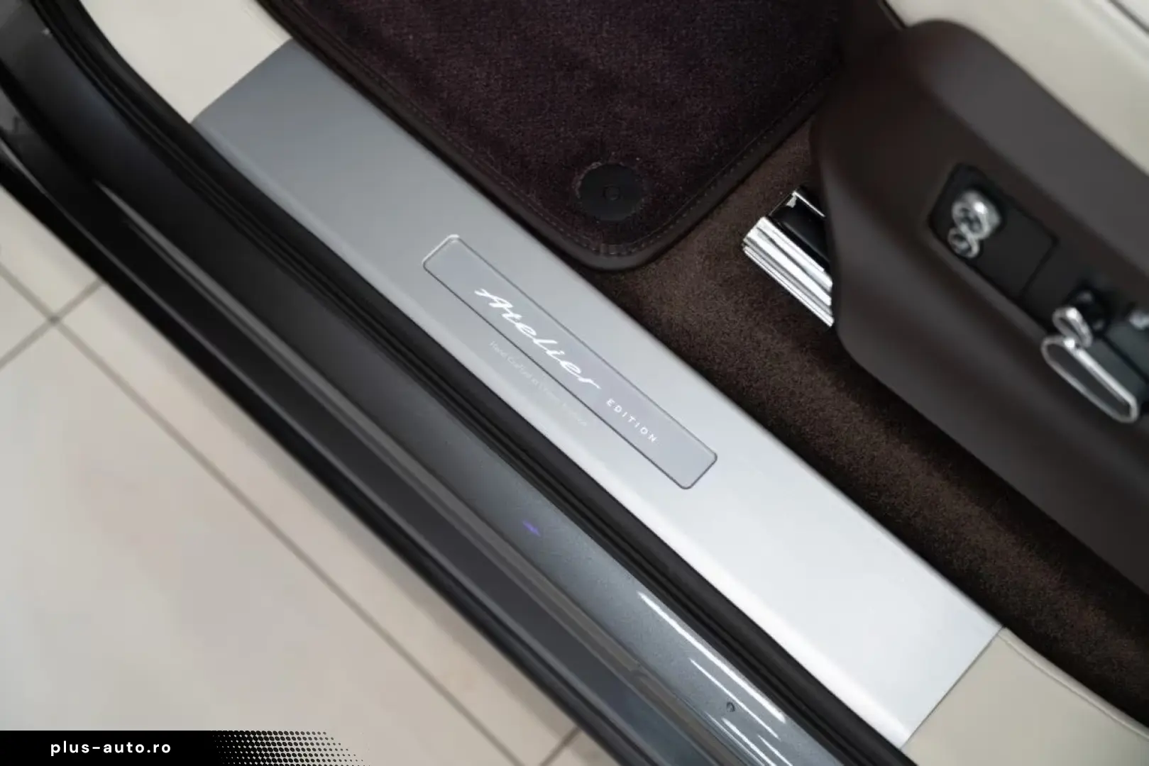 Bentley Bentayga V8 Atelier Edition