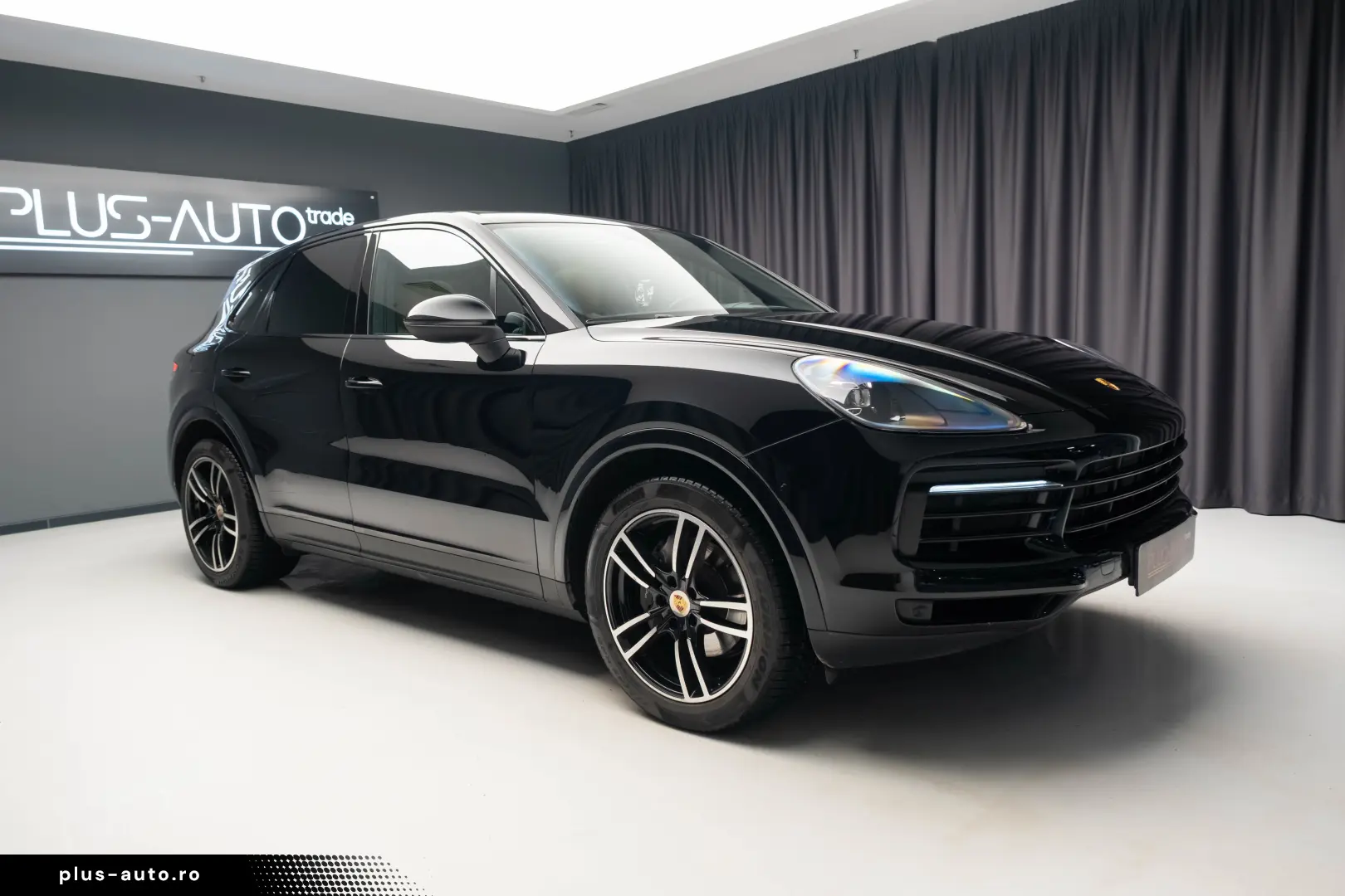 Porsche Cayenne Bose Pano R20 Sport Chrono